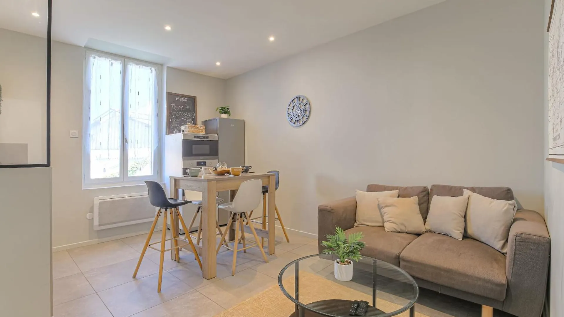 Convivial Et Calme Proche Parilly Et Gerland location